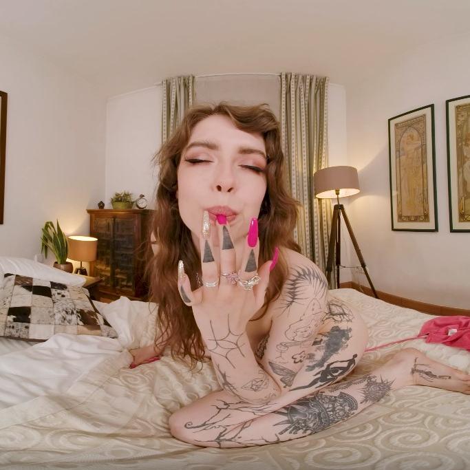 Join this wonderful babe in her debut VR Porn Video